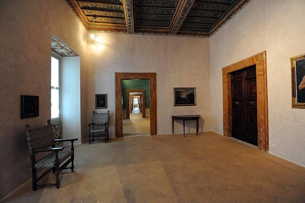 Hotel Athena Spoleto Bagian luar foto