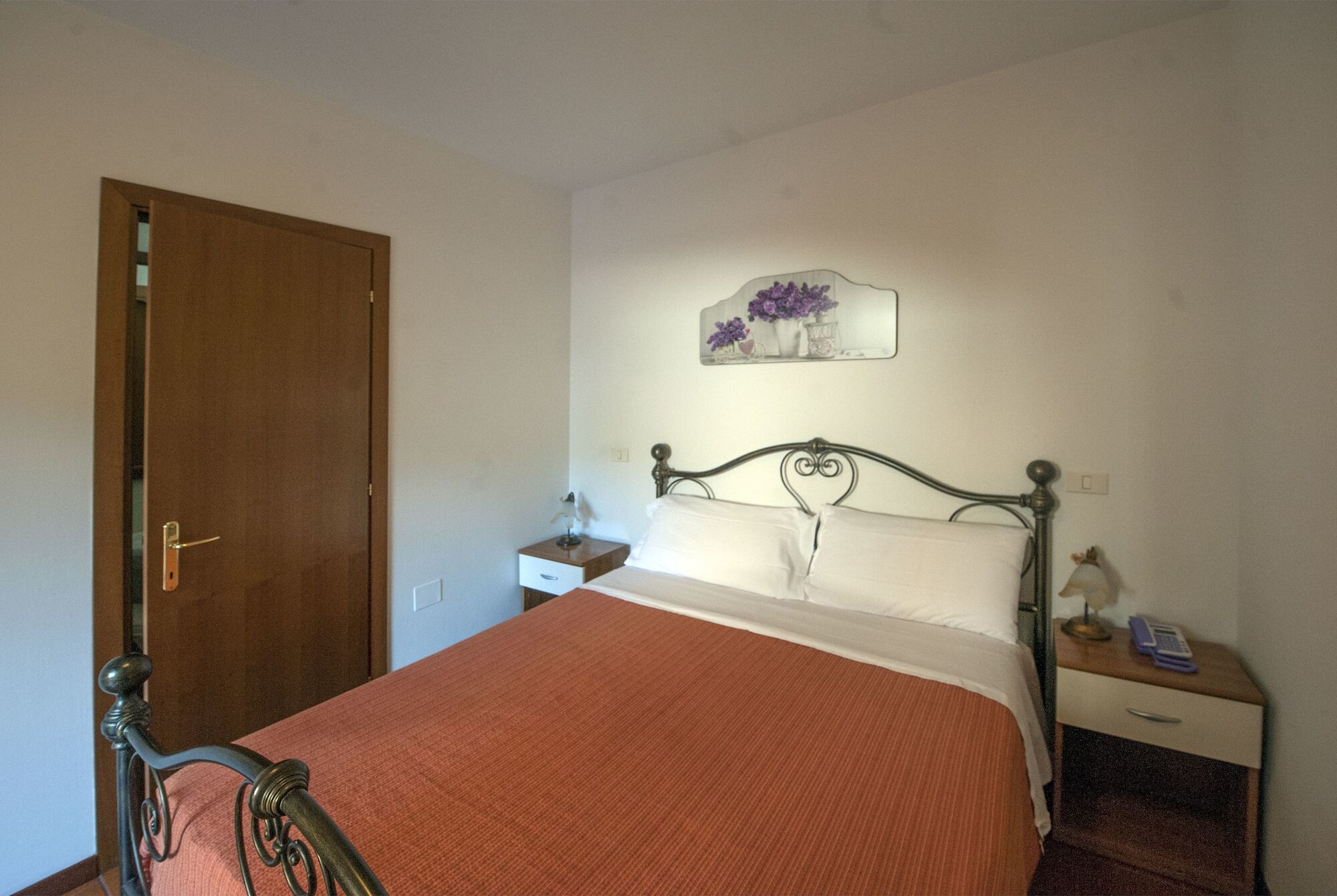 Hotel Athena Spoleto Bagian luar foto
